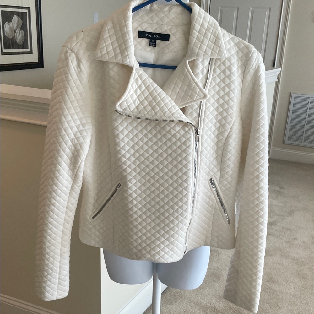 Darjoni Cream Quilted Moto Blazer